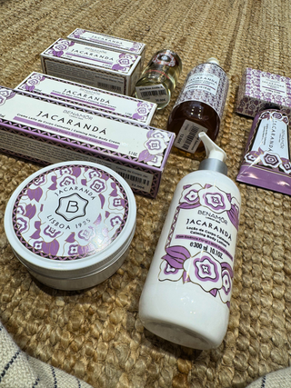 Benamôr Jacaranda Crema de Mans